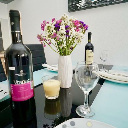 Apartments Bruna Трогир Екстериор снимка