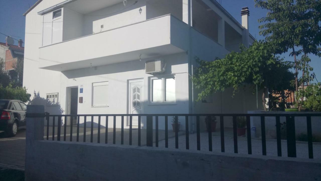 Apartments Bruna Трогир Екстериор снимка
